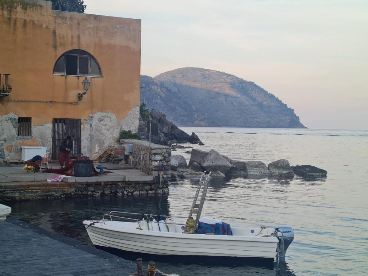 Appartement Lipari Centro Storico Flat 6 Mins From Port Extérieur photo